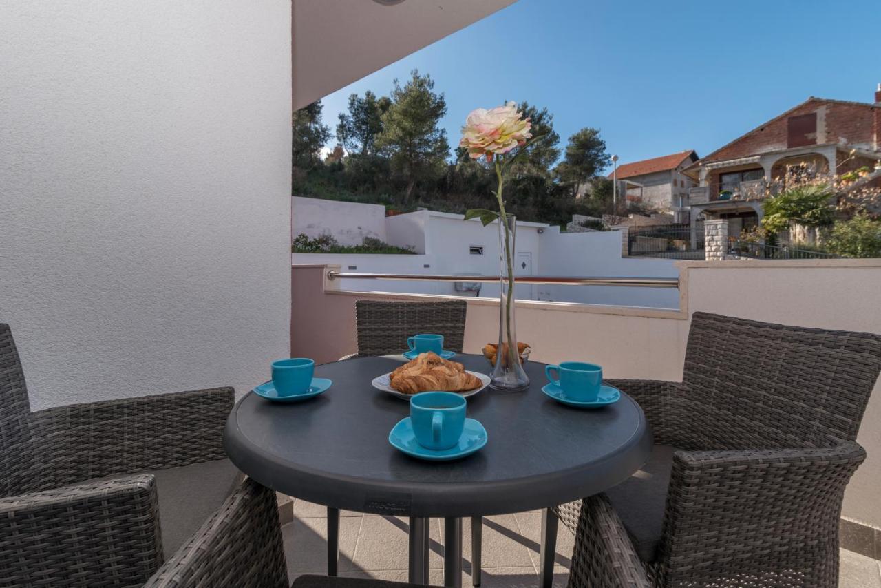Apartments City View Trogir Eksteriør billede