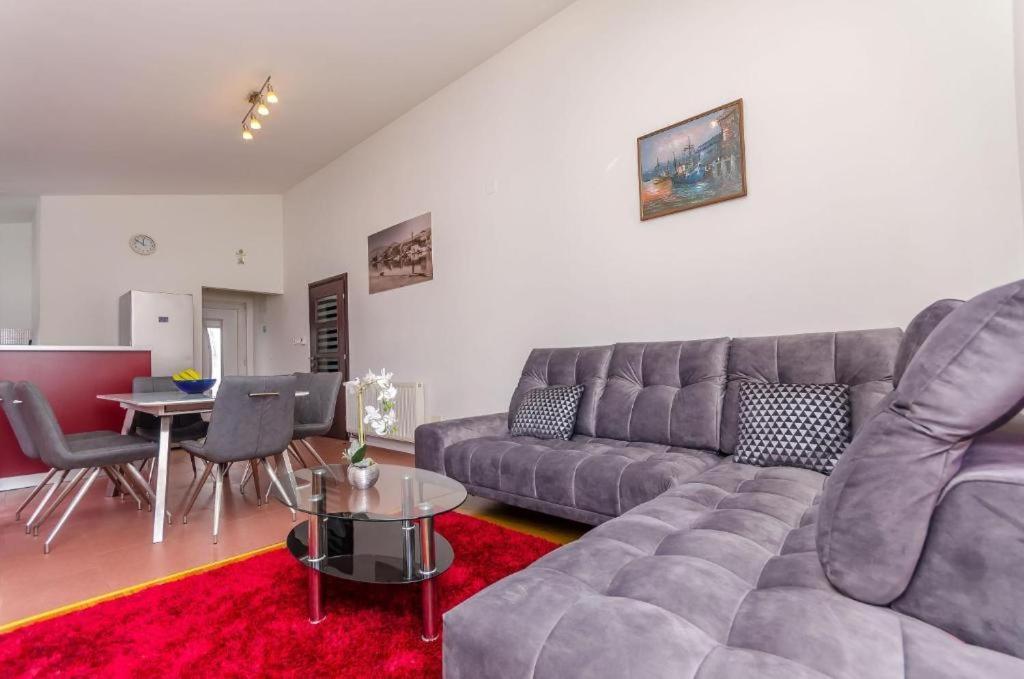 Apartments City View Trogir Eksteriør billede