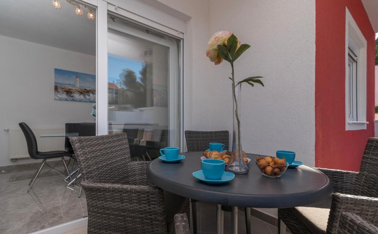 Apartments City View Trogir Eksteriør billede